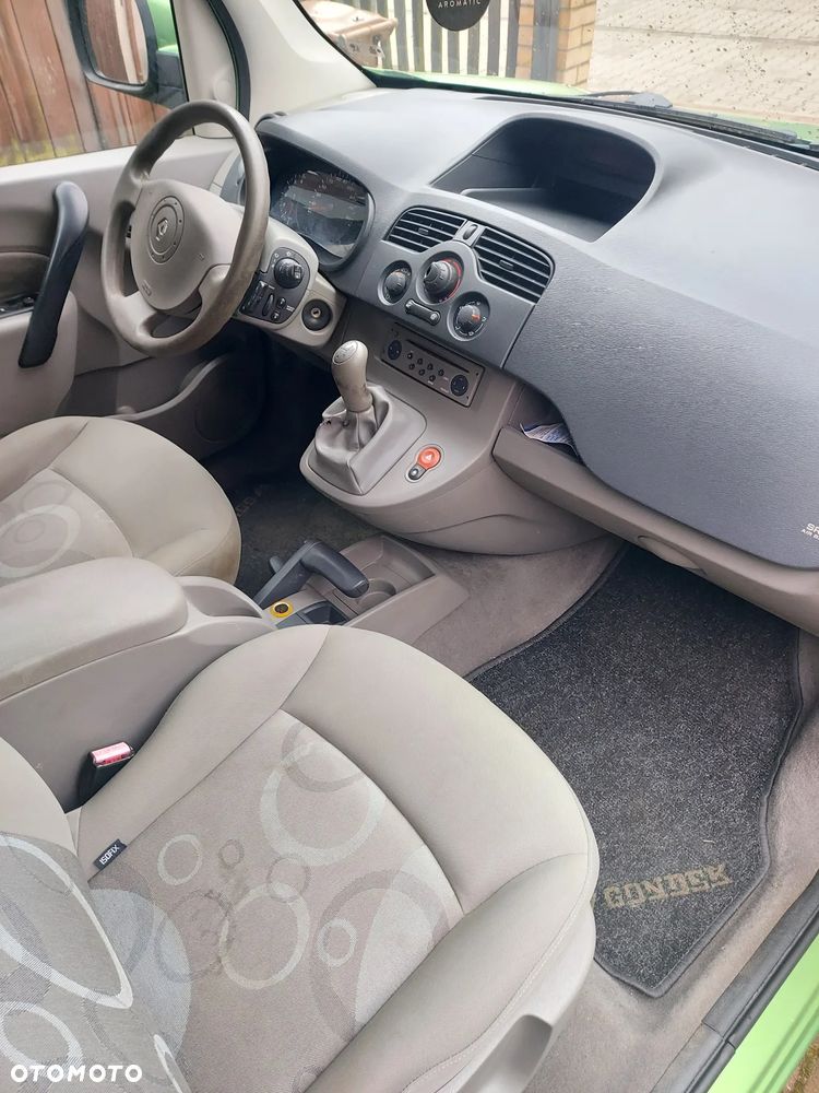 Renault Kangoo 1.6 8V Happy Family - 9