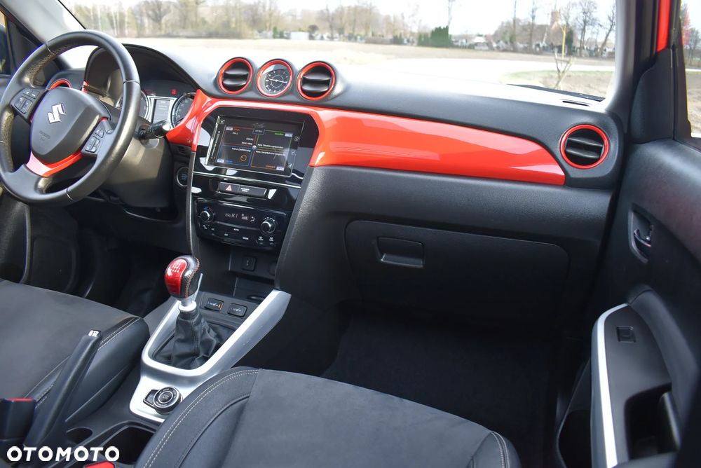 Suzuki Vitara 1.6 DDiS (4x4) Allgrip Comfort - 30