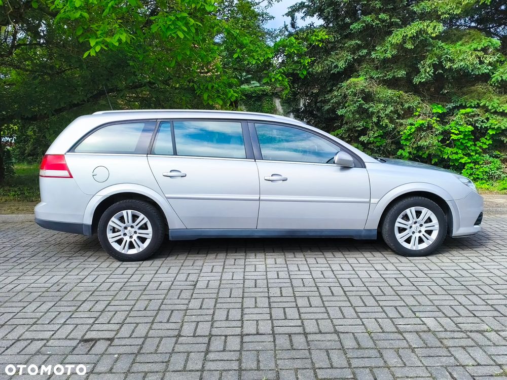 Opel Vectra 1.9 CDTI Cosmo - 3