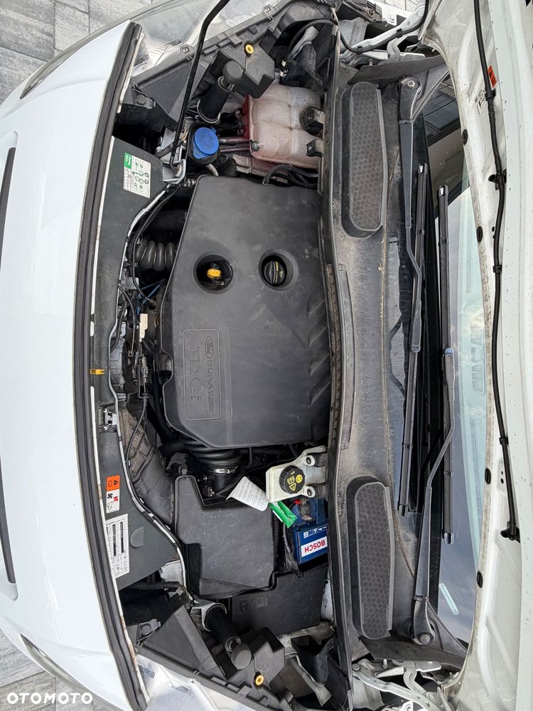 Ford Transit Connect - 16