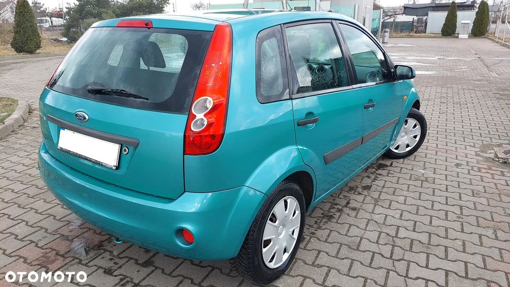 Ford Fiesta - 4