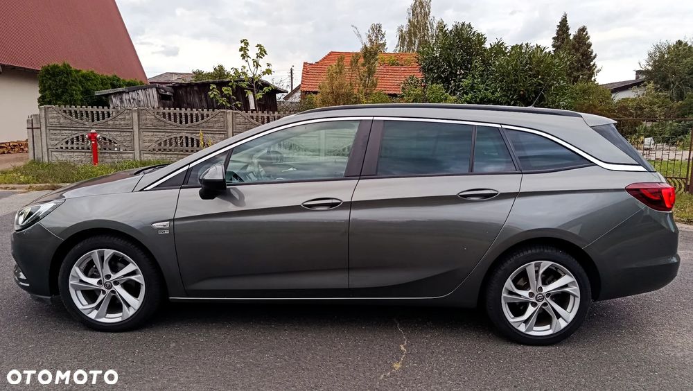 Opel Astra 1.4 Turbo 120 Jahre - 22