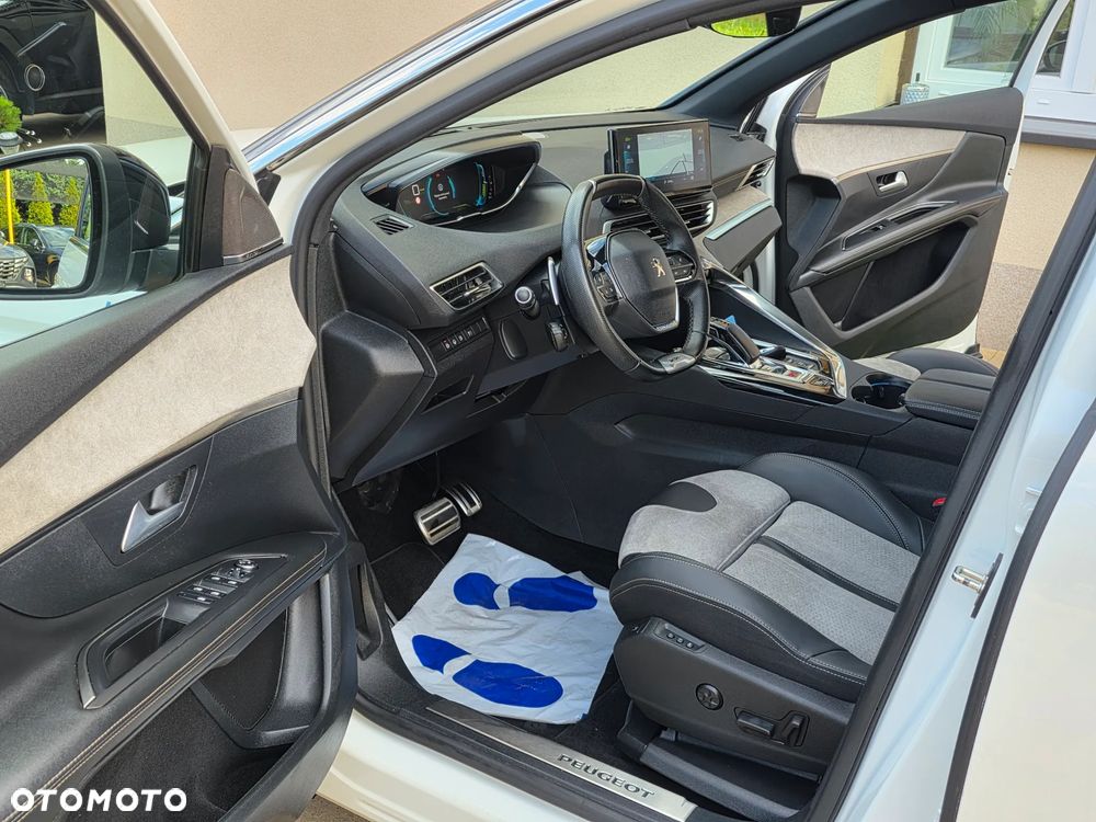 Peugeot 3008 1.6 PureTech Hybrid4 PHEV GT S&S EAT8 - 20