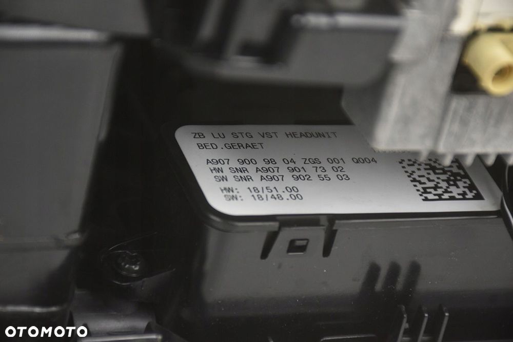 radio wyswietlacz * panel radia mercedes sprinter 907 910 a9108270600 - 3