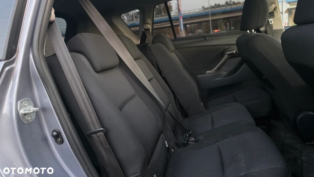 Toyota Verso - 8