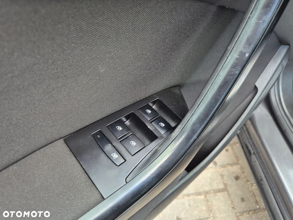 Opel Astra 1.4 Selection - 36