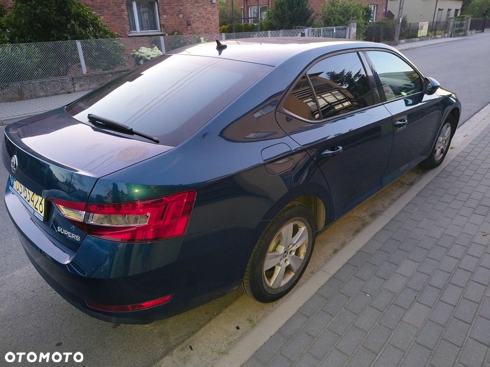 Skoda Superb 1.4 TSI ACTive - 5