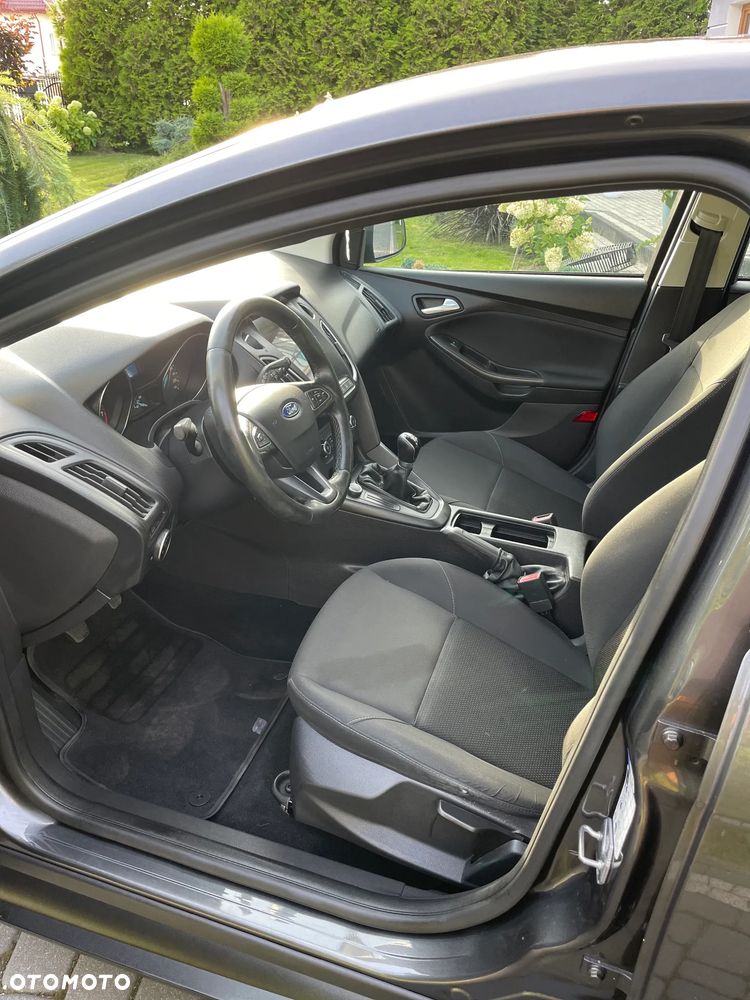Ford Focus 1.6 Trend - 6