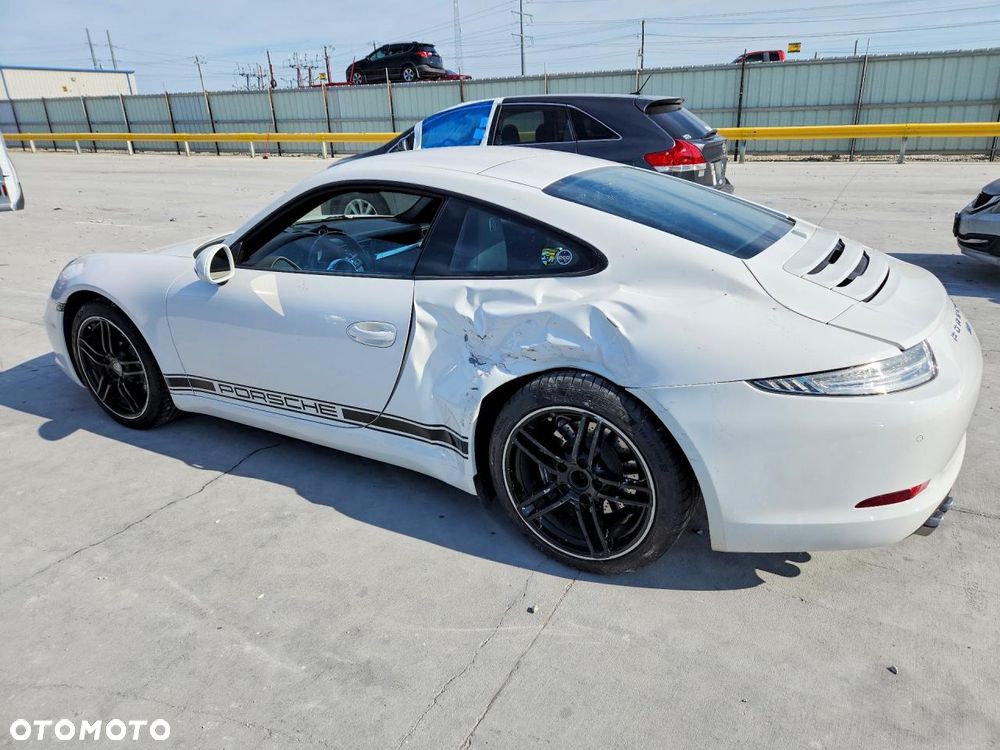 Porsche 911 Carrera Tiptronic S - 3