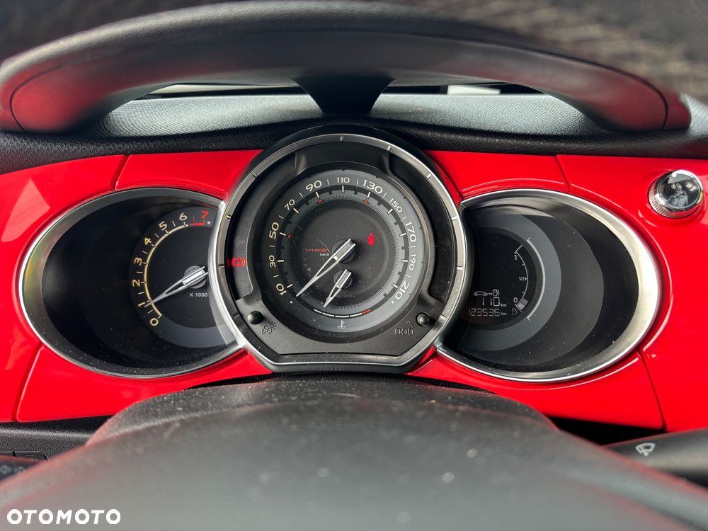 Citroën DS3 PureTech 110 Start & Stop Limited Edition 1955 - 12