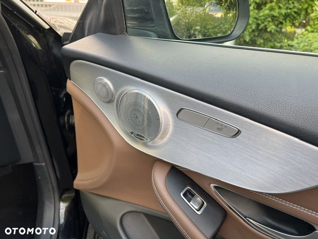 Mercedes-Benz Klasa C 250 7G-TRONIC - 9