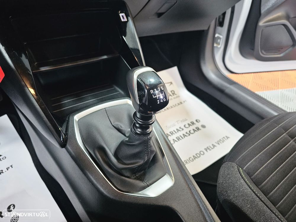 Peugeot 208 1.2 PureTech Active Pack - 19