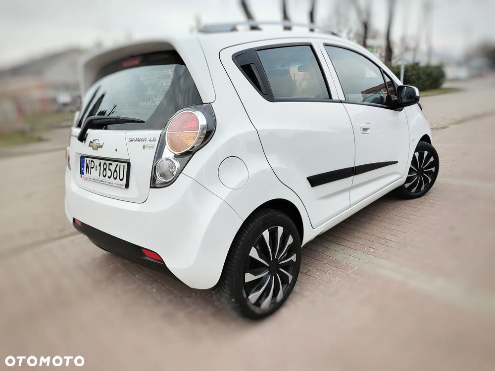 Chevrolet Spark 1.0 LT - 1