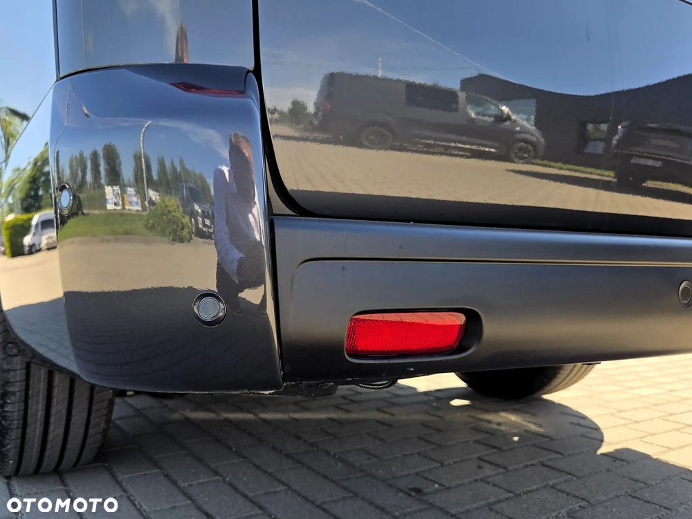 Peugeot Traveller 2.2 BlueHDi Long Business EAT8 - 11