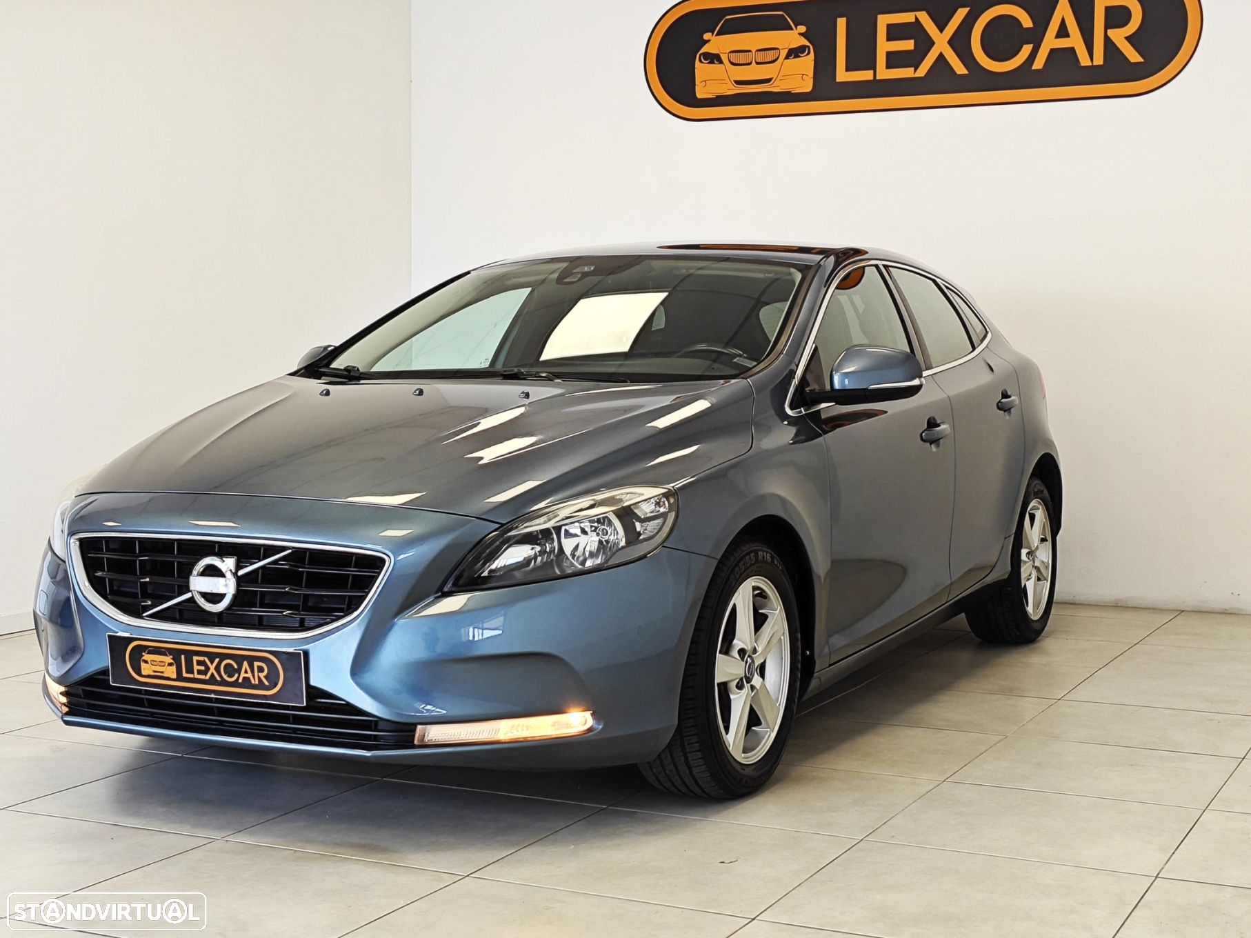 Volvo V40 1.6 D2 Momentum - 16