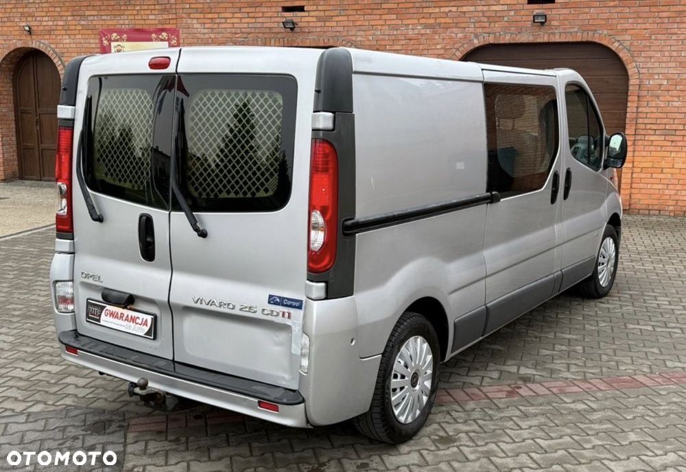 Opel Vivaro - 6