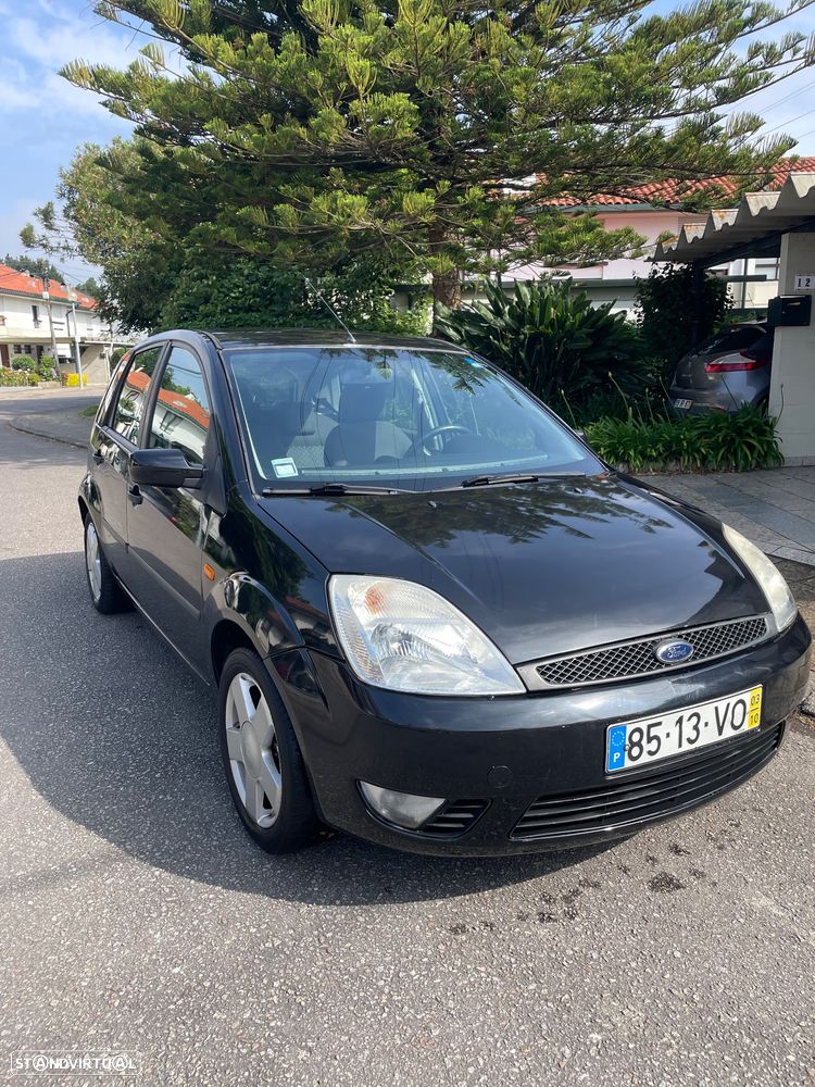 Ford Fiesta 1.4 TDCI Ambiente - 8