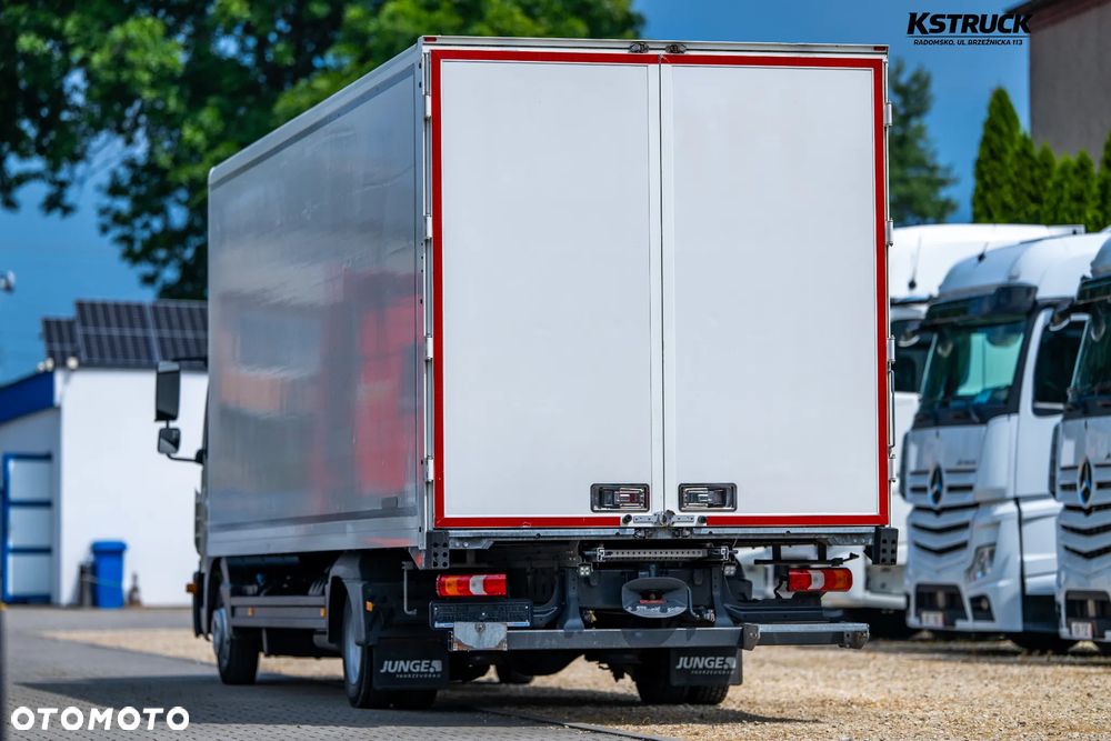 Mercedes-Benz Atego 818 L Kontener 7,25 - 7