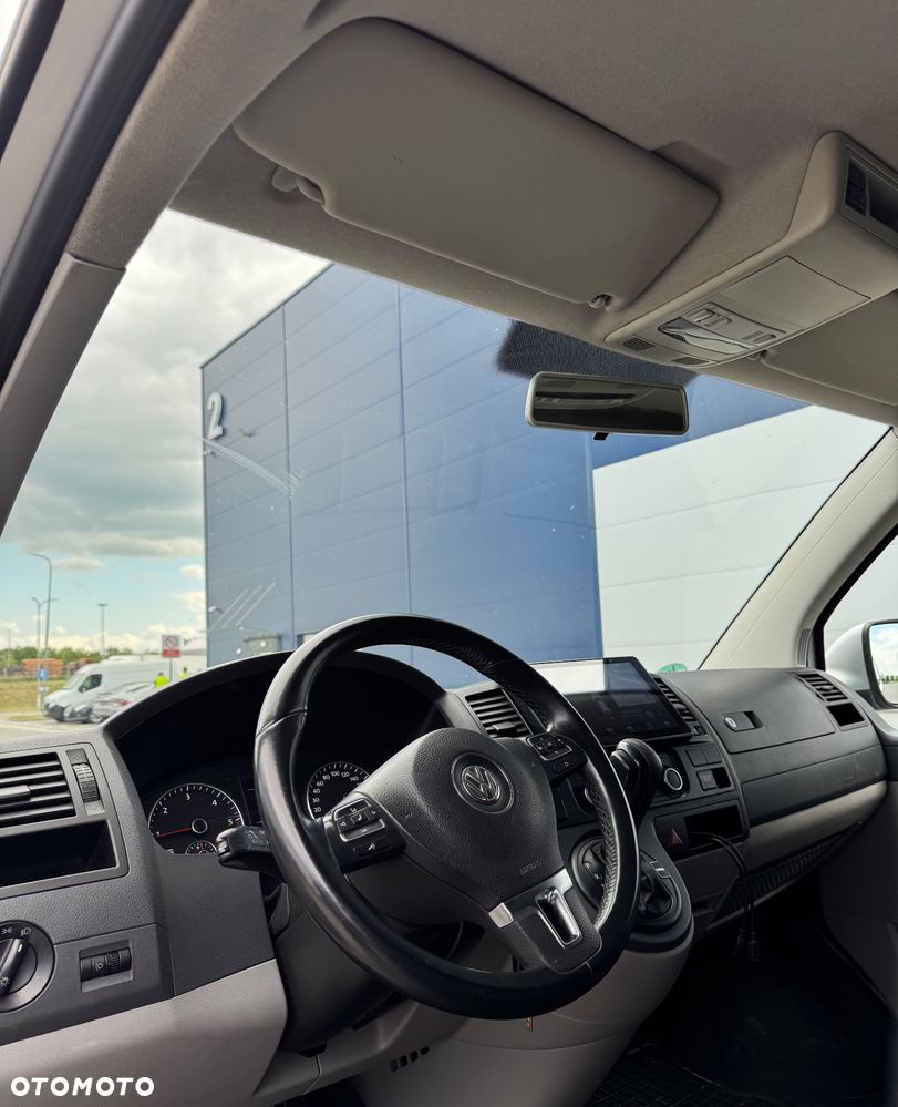 Volkswagen Transporter - 22