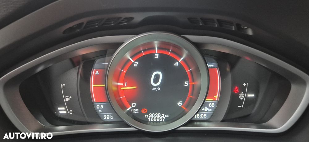 Volvo V40 D3 - 7