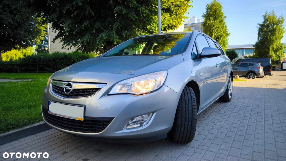 Opel Astra 1.4 Sport - 1