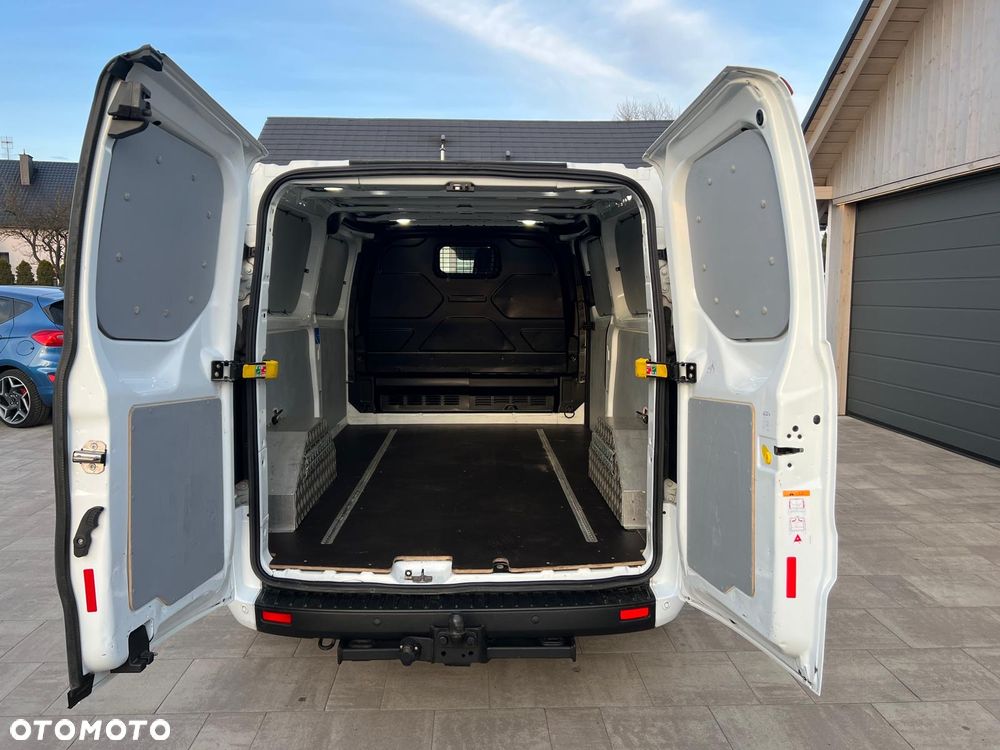 Ford Transit Custom - 27