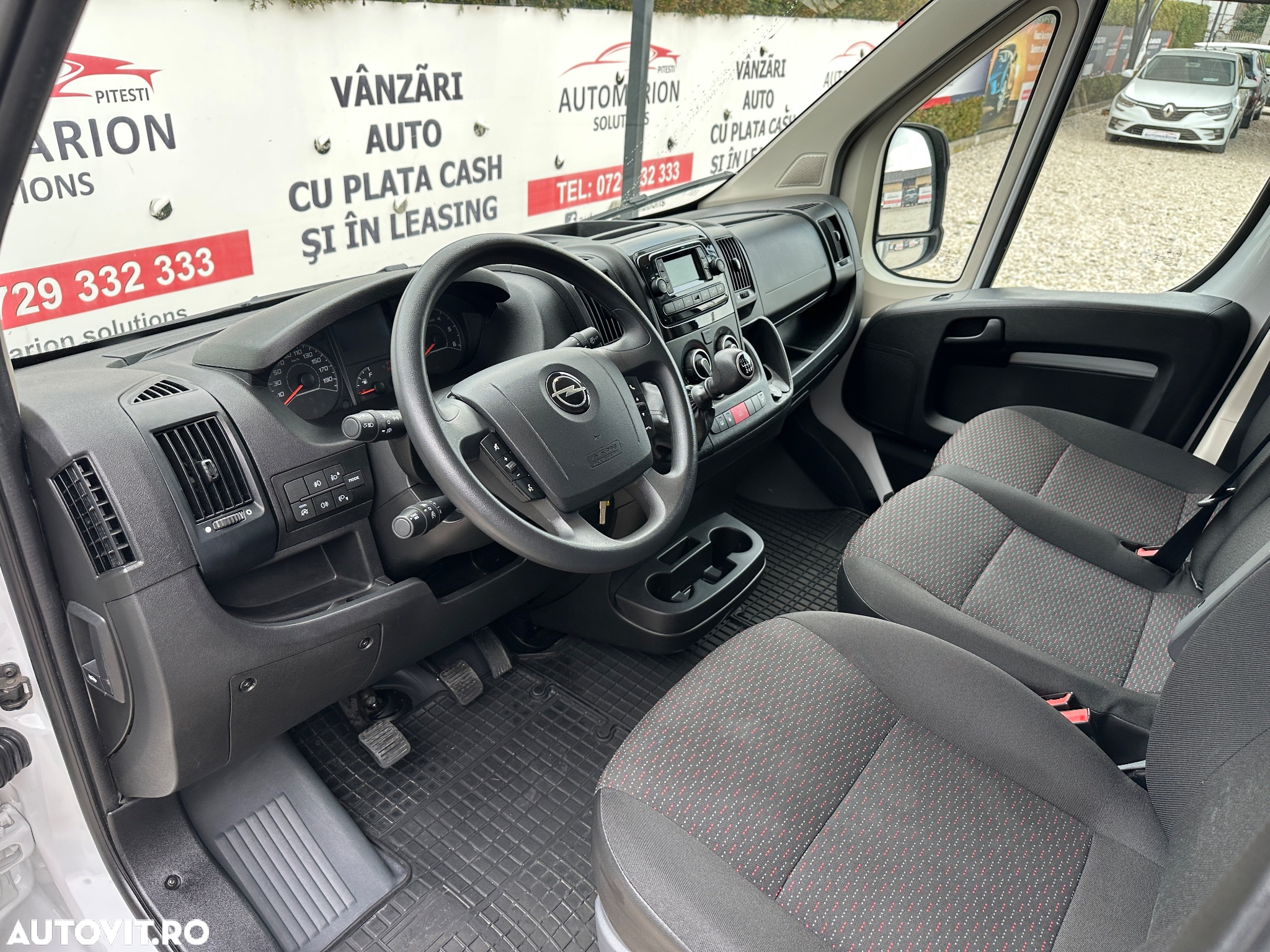 Opel Movano - 8