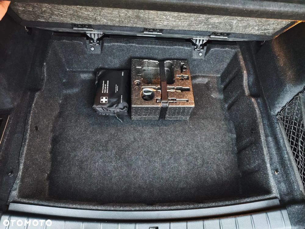 BMW X1 xDrive18d Advantage sport - 26