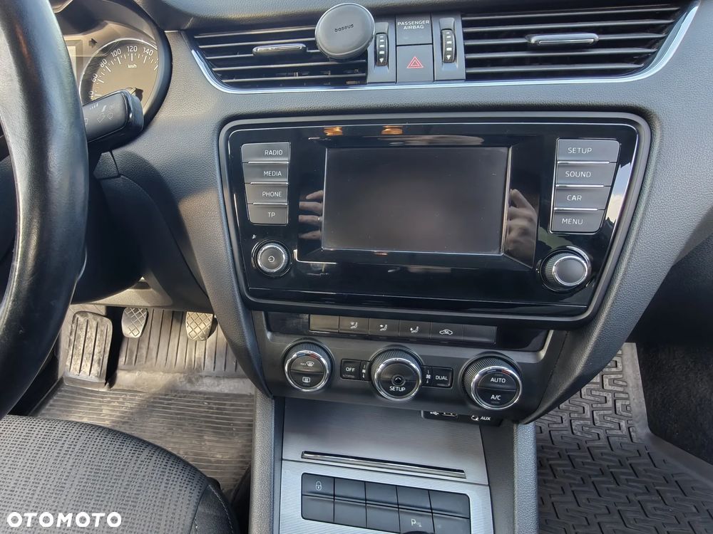 Skoda Octavia - 14