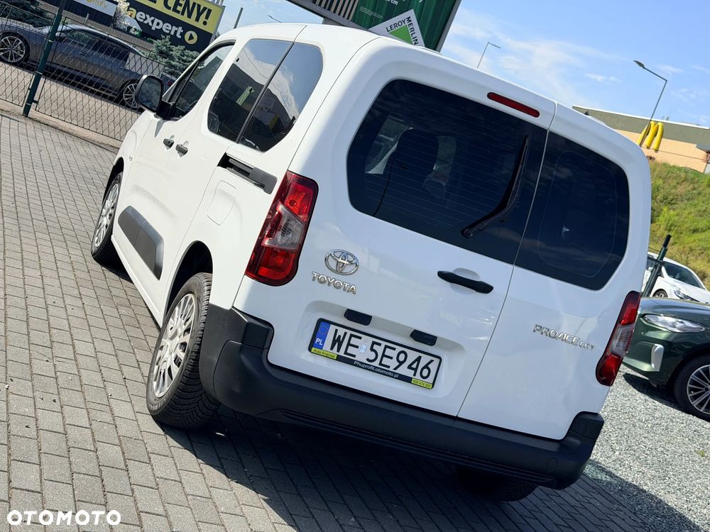 Toyota Proace City Verso 1.2 D-4T Family - 12