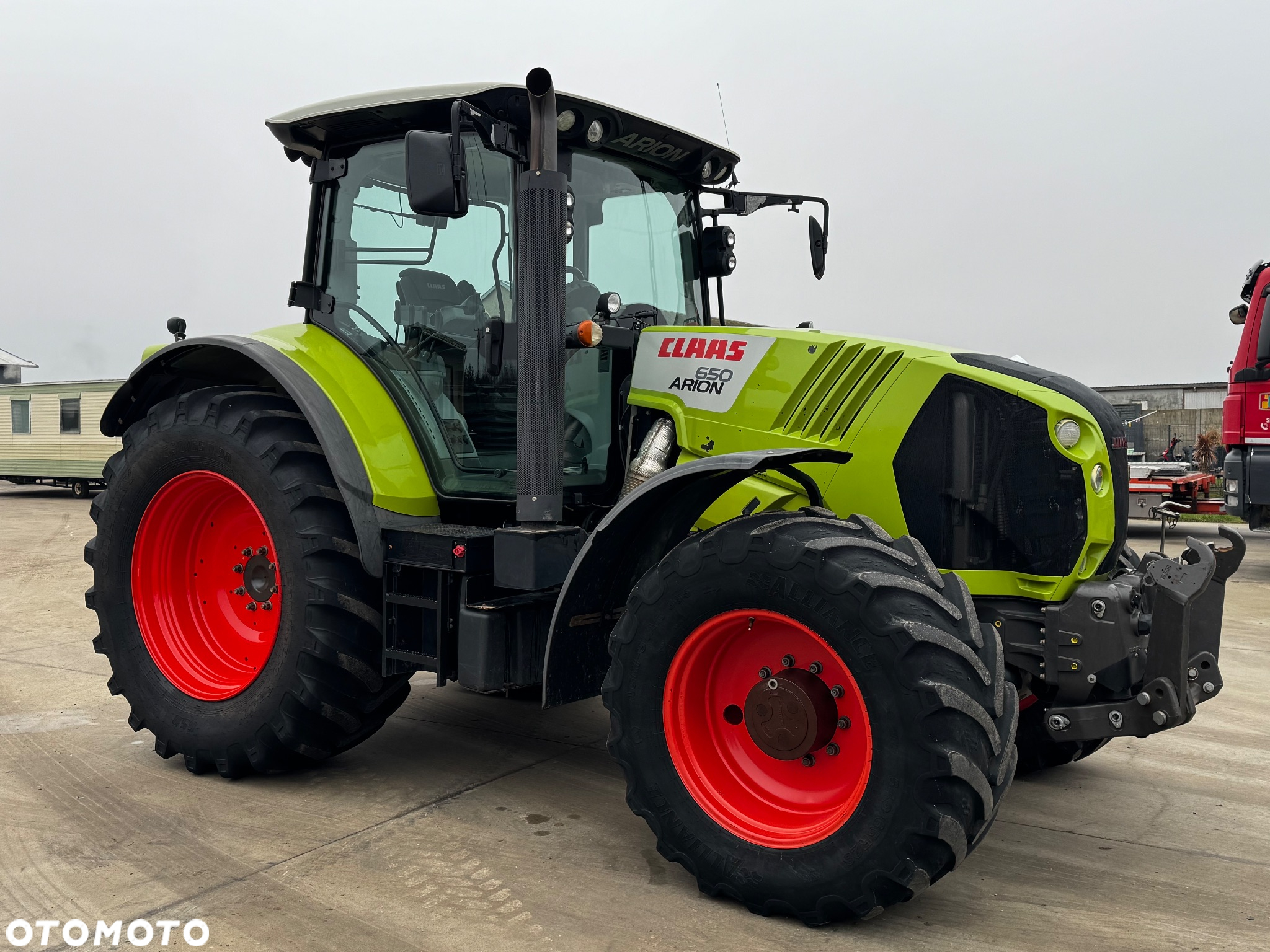 Claas Arion 650 - 9