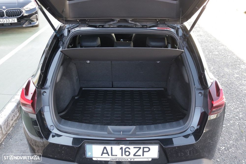Lexus UX 300e Premium - 15