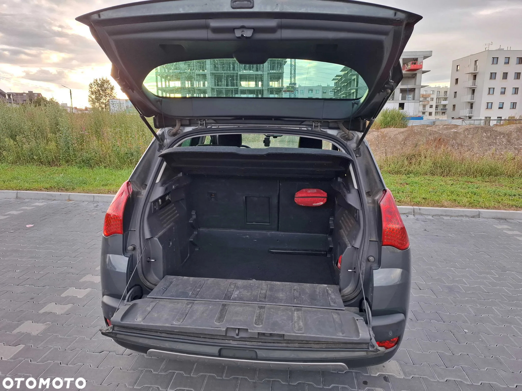 Peugeot 3008 1.6 HDi Style - 5
