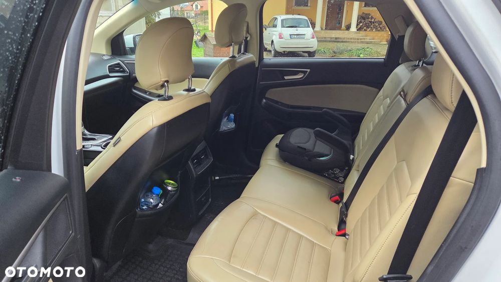 Ford Edge - 9