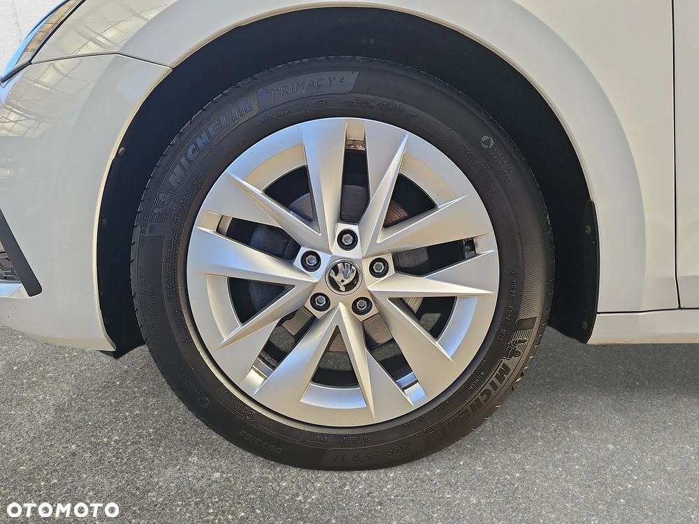 Skoda Octavia 1.5 TSI ACT Ambition - 10