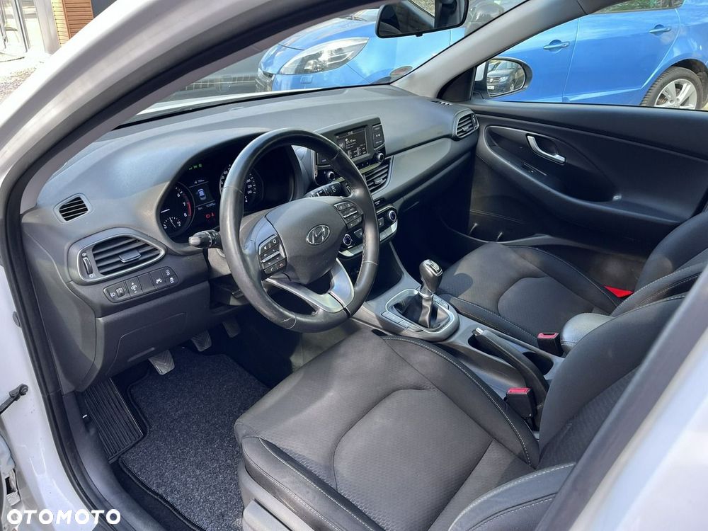 Hyundai i30 - 19