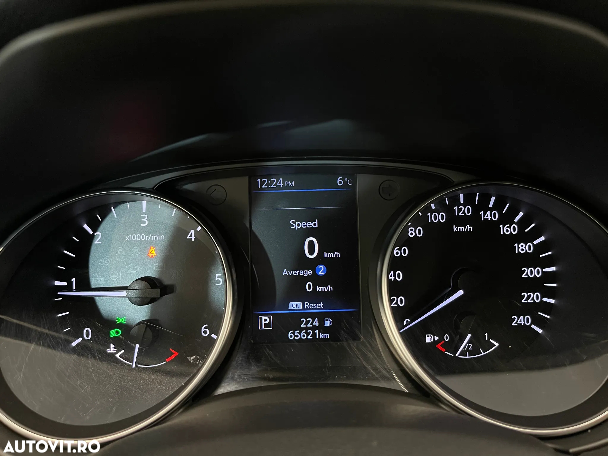 Nissan Qashqai 1.5 DCI DCT N-CONNECTA - 24