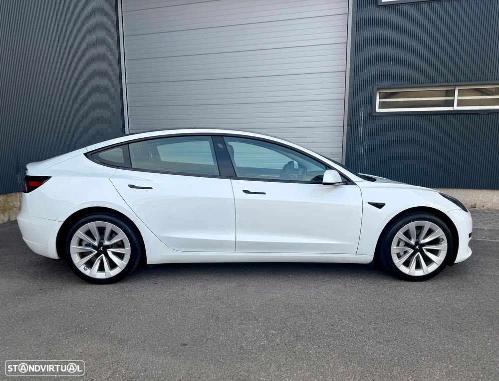 Tesla Model 3 Standard Range Plus RWD - 11