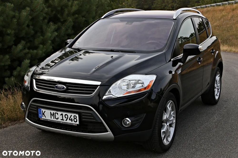 Ford Kuga 2.0 TDCi 2x4 Titanium - 16
