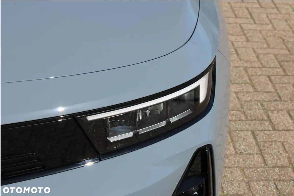 Opel Astra 58kWh Edition - 11