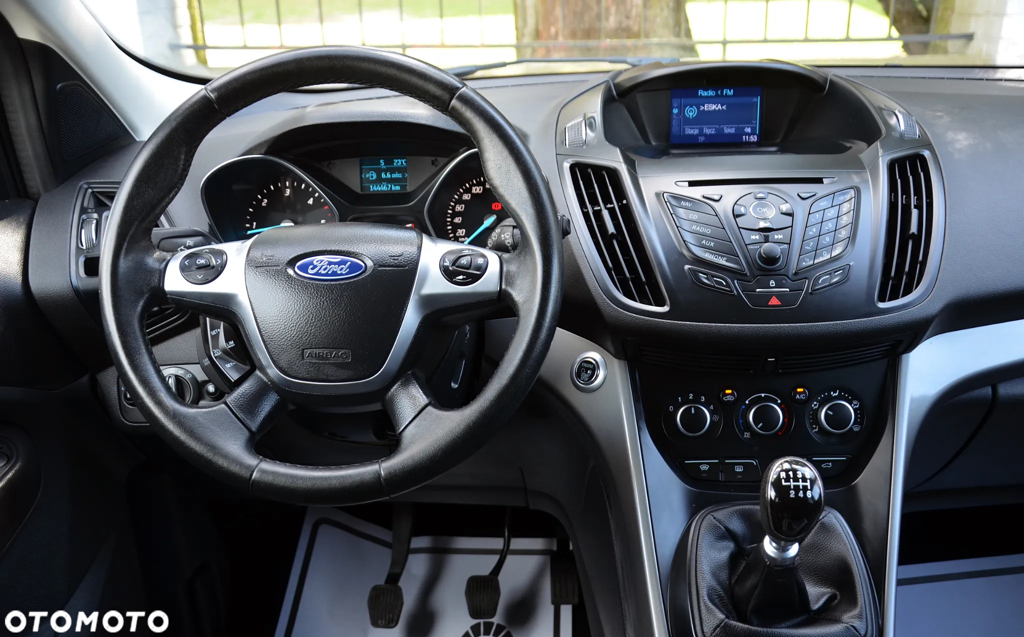 Ford Kuga 2.0 TDCi 2x4 SYNC - 27