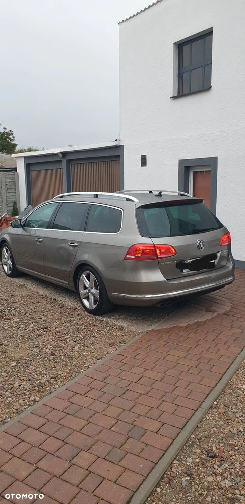 Volkswagen Passat 2.0 TDI Comfortline - 7