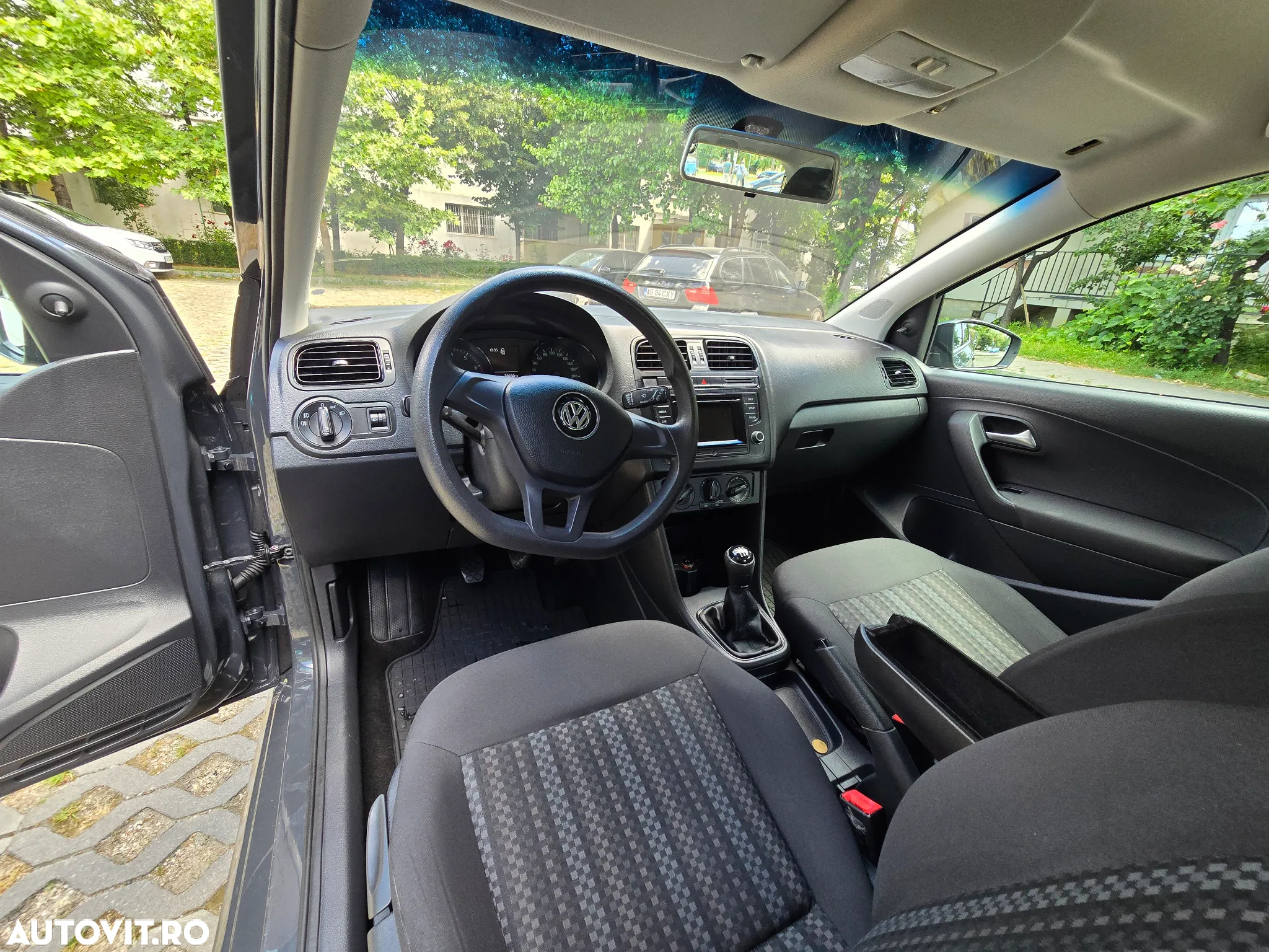 Volkswagen Polo 1.0 Trendline - 4