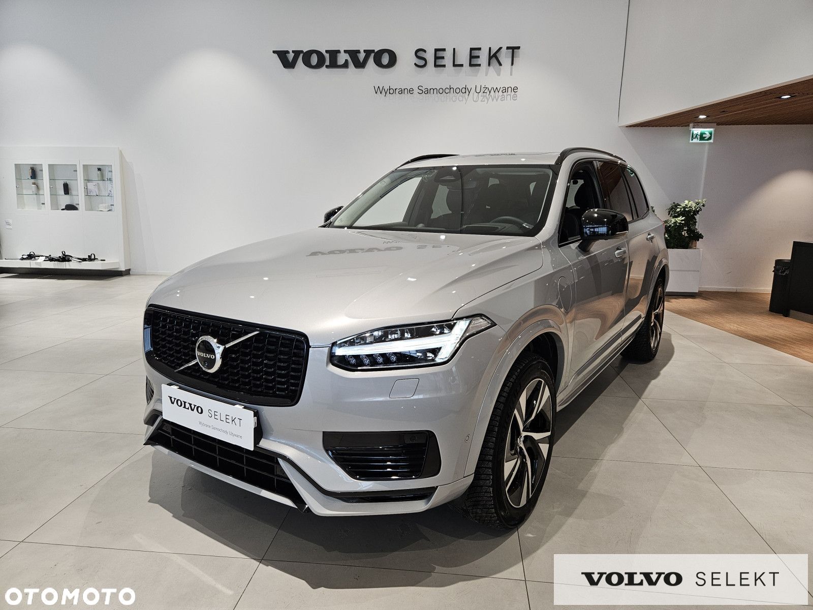 Volvo XC 90 - 1