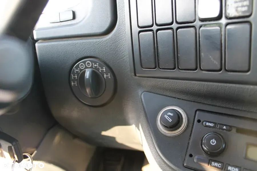 MAN TGM 18.250 4x4 Smieciarka resor - 3