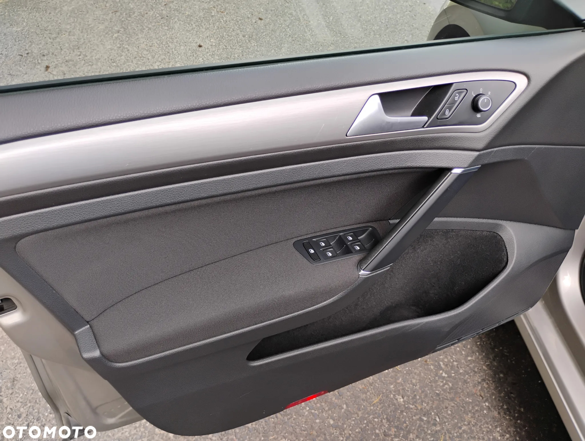 Volkswagen Golf - 8