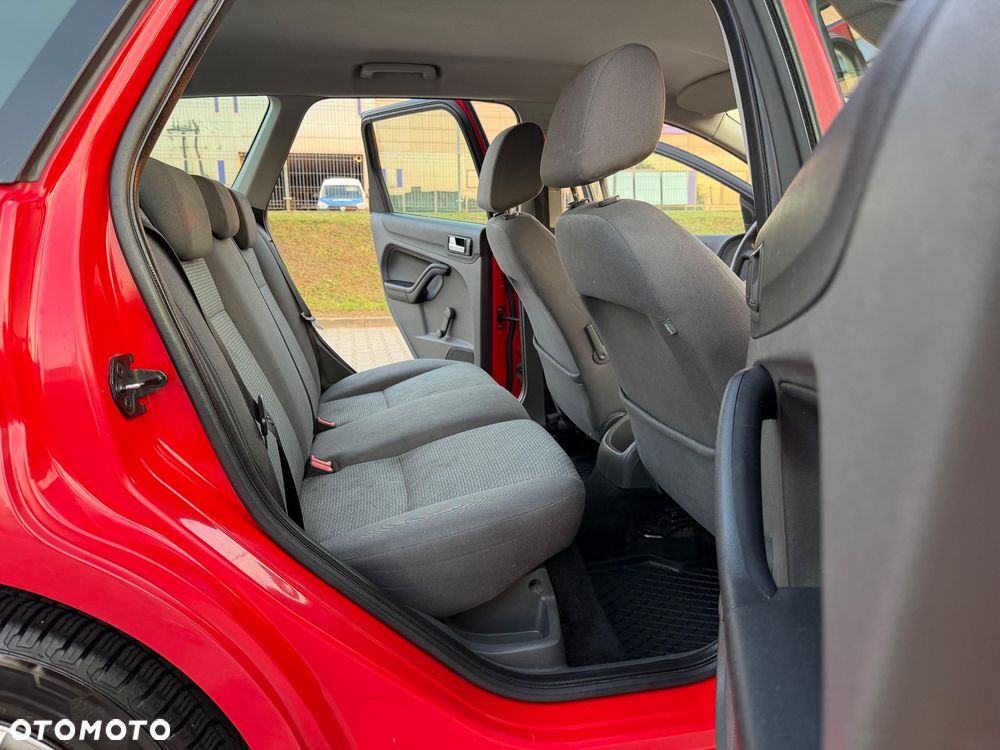 Ford Focus 1.6 TDCi Trend - 22