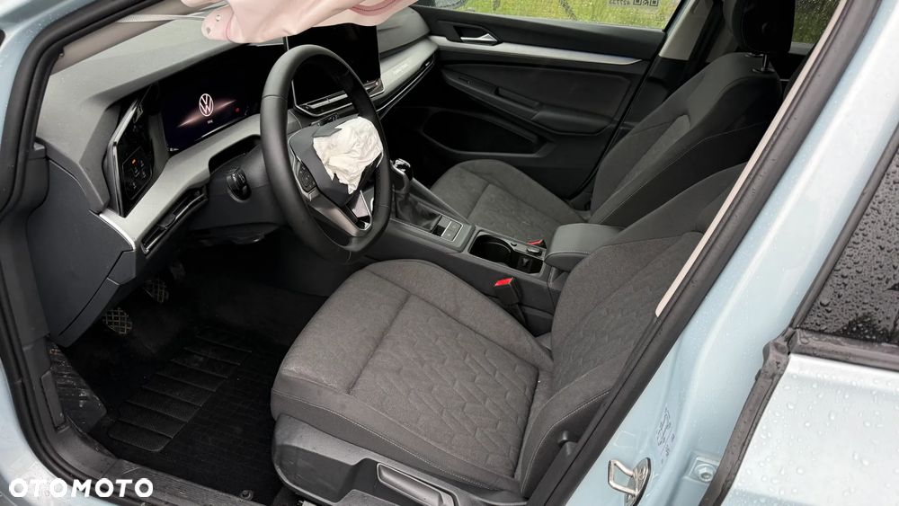 Volkswagen Golf - 21