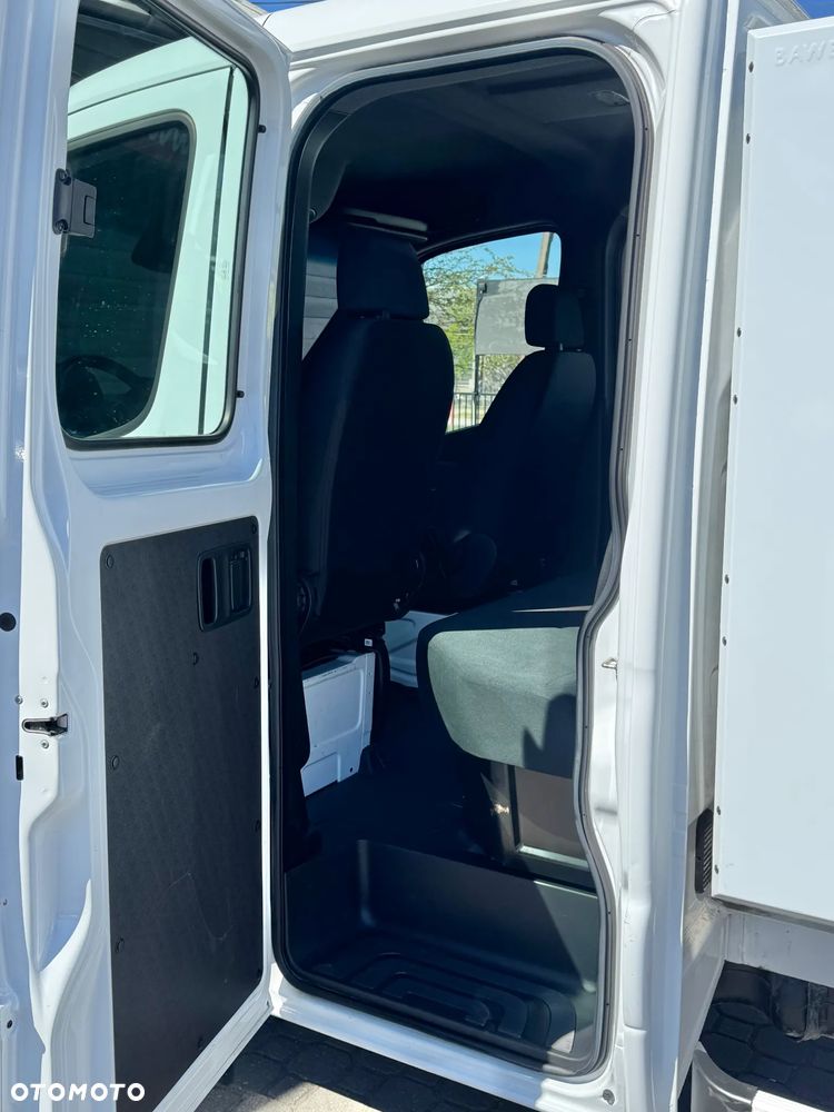 Mercedes-Benz Sprinter - 18