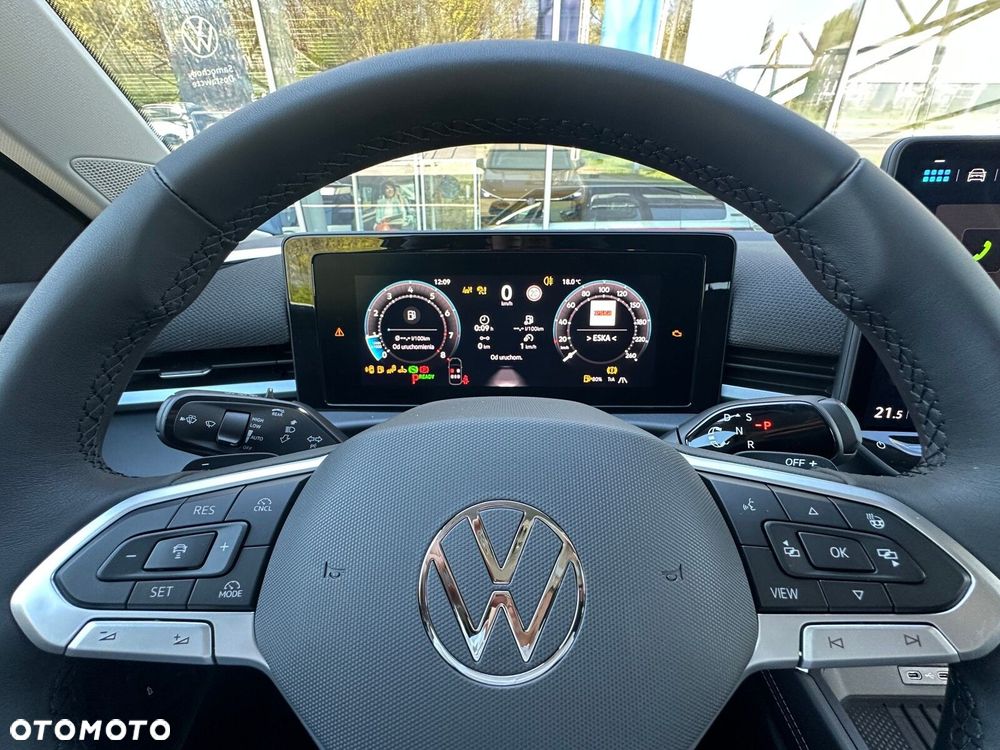 Volkswagen T-Roc - 17